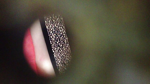 రేడియేటింగ్ నర్సులు మంచం మీద కత్తెర తెలుగు లో సెక్స్ లైవ్ వేస్తున్నారు