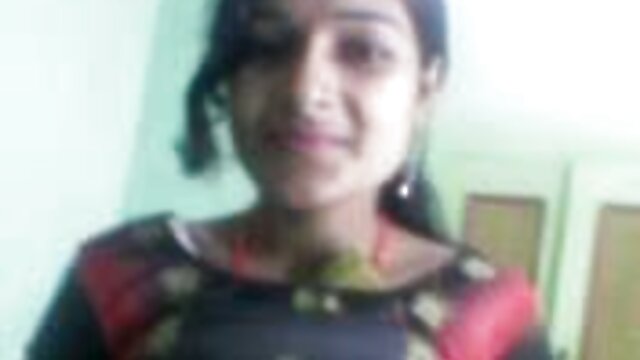 బస్టీ వోర్స్ బ్రూక్ సెక్స్ వీడియో తెలుగు లో వీడియో వైల్డ్ మరియు టోరీ లేన్ త్రీసమ్ సీన్‌లో వైబ్రేటర్‌ని ఉపయోగిస్తున్నారు